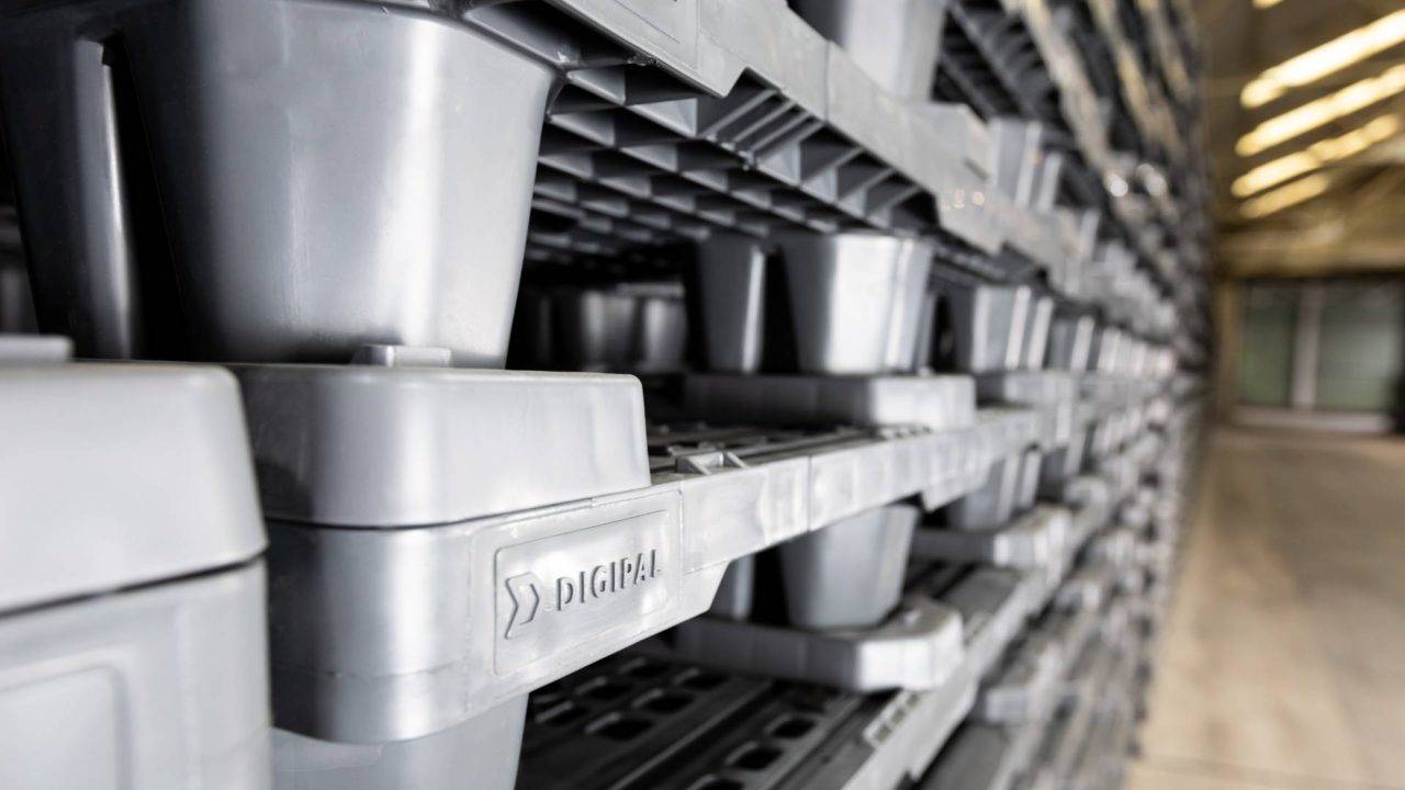 15 Reasons Why Retailers are Switching to Plastic Pallets - DIGIPAL